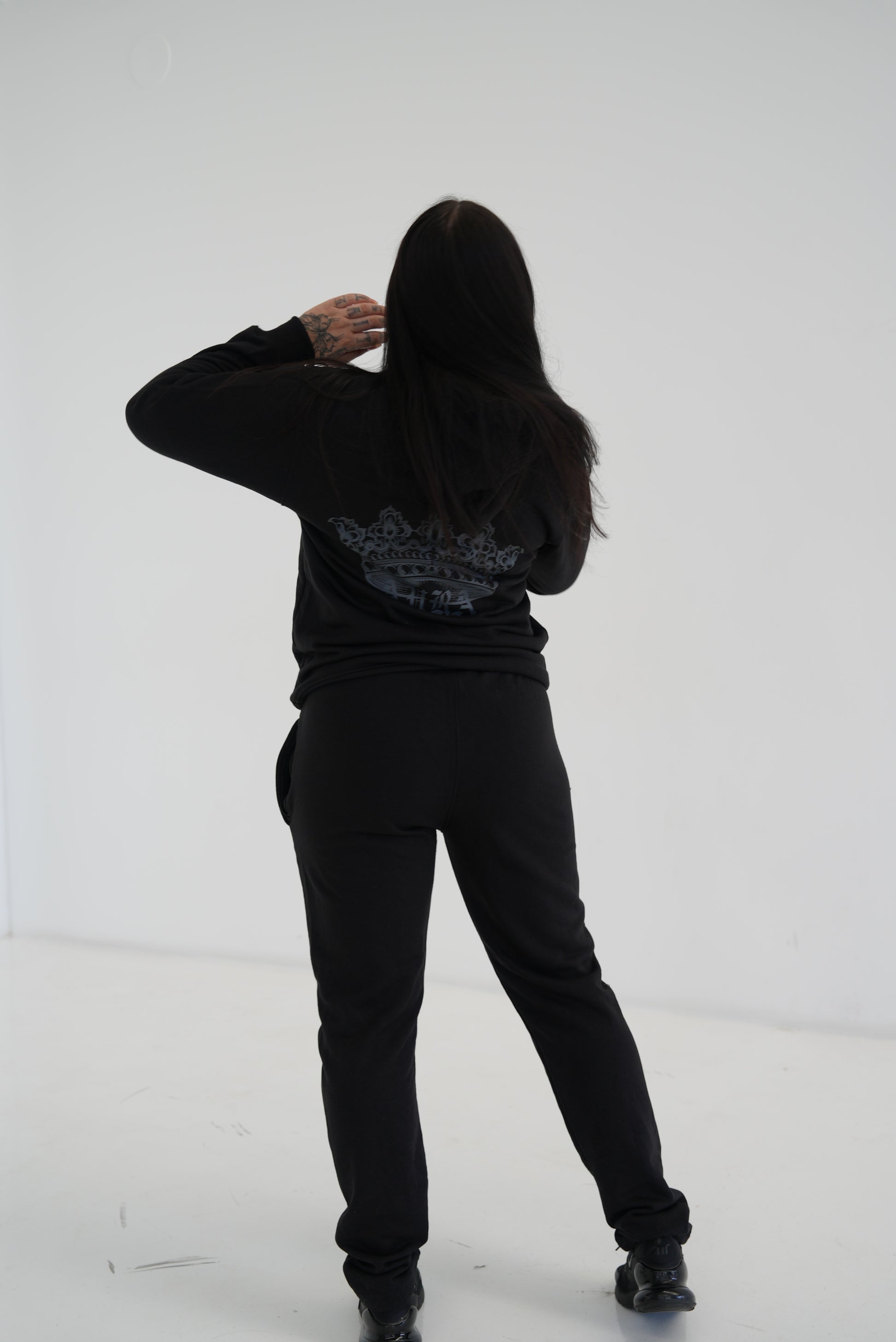 AURA Tracksuit